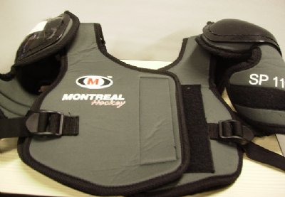 Axelskydd Montreall SP110 M