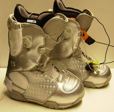 36 (240) US 5,5 Nya snowboardskor