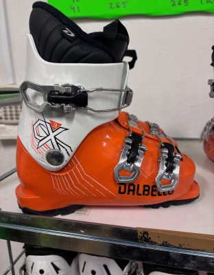 255 (40) Beg Slalompjäxor