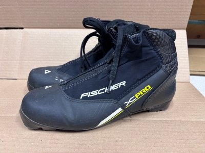 (43) Beg Längdpjäxor Fischer XC Pro
